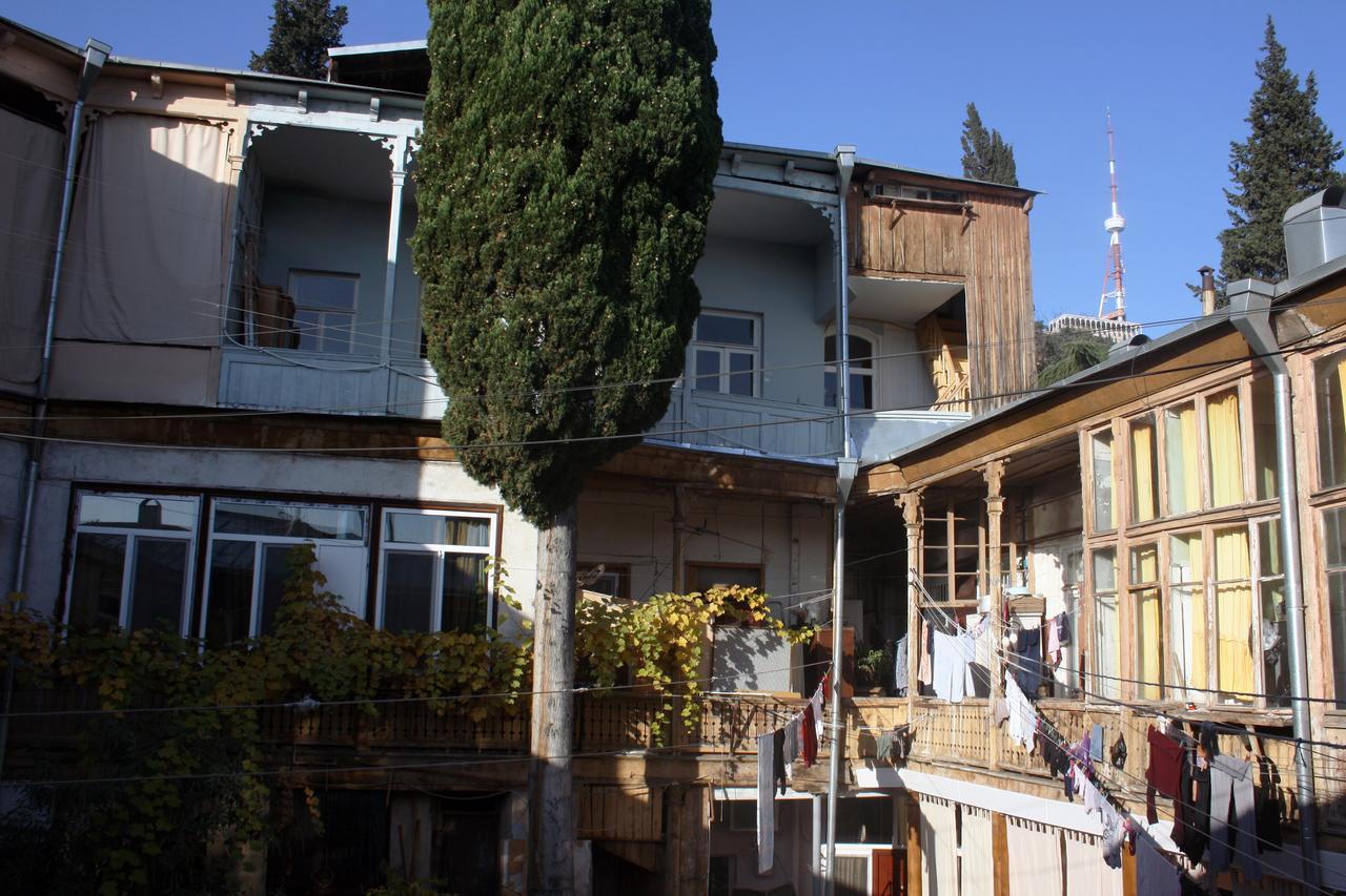 Guest House Lile Tbilisi Exterior foto